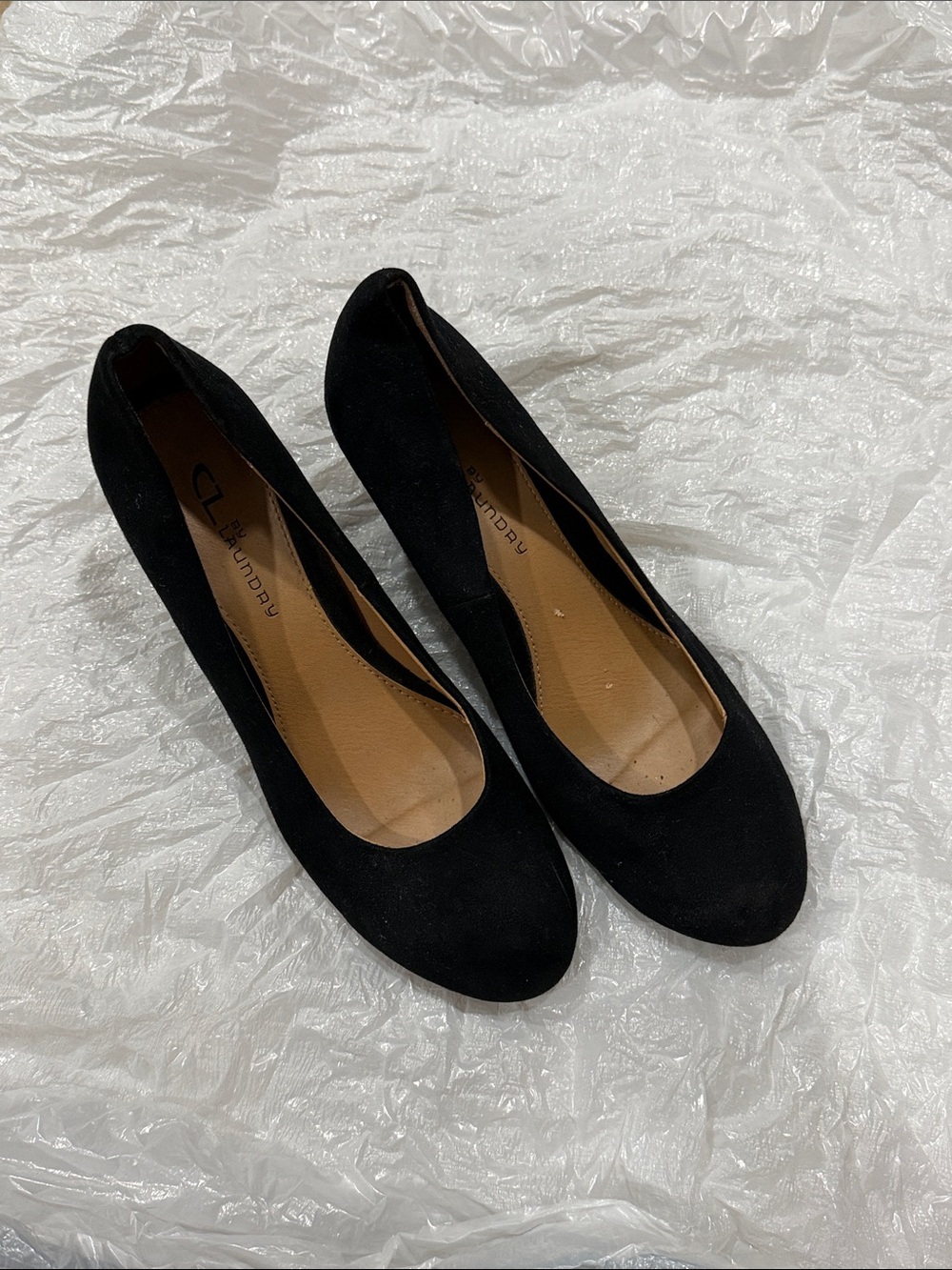 Round-Toe Black Suede Ballet Flats - Comfort Insole